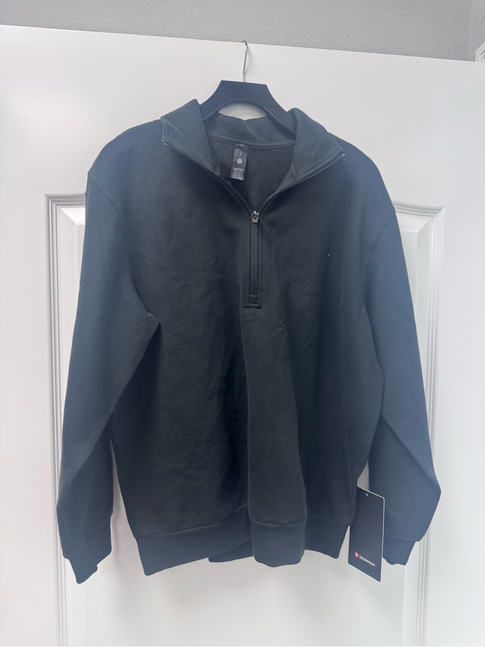 lululemon athletica Men's Black Half-Zip Pullover Sweater